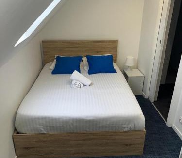 Precy-sur-Marne House | Le Clos de Précy Calme et jardin Proche Disneyland