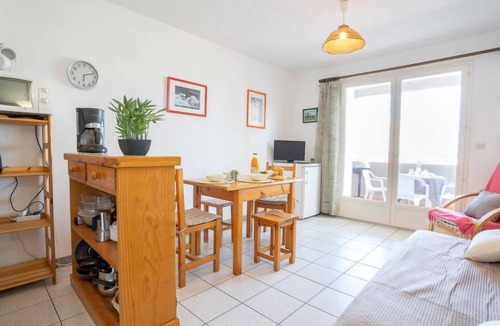 Saint-Cyprien Plage Apartment | Le Clos de St Cyprien by Interhome