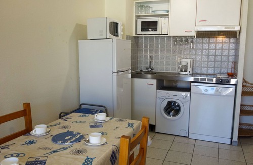 Saint-Cyprien Plage Apartment | Le Clos de St Cyprien by Interhome