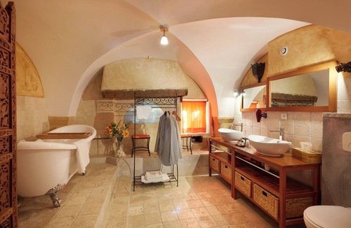 Les Echets House | Le Clos des Anges