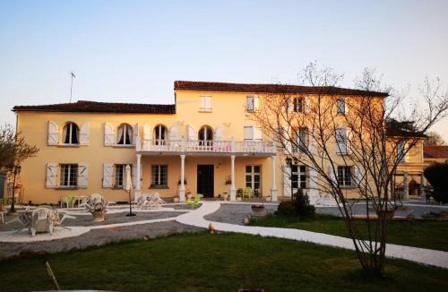 La Rochefoucauld Bed & Breakfast | Le Clos des Cèdres b&b