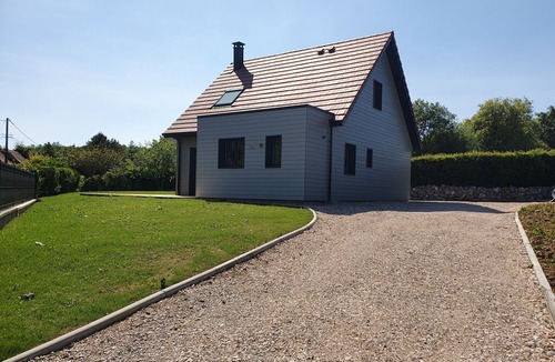 Carly House | Le Clos des Cajaviris 2