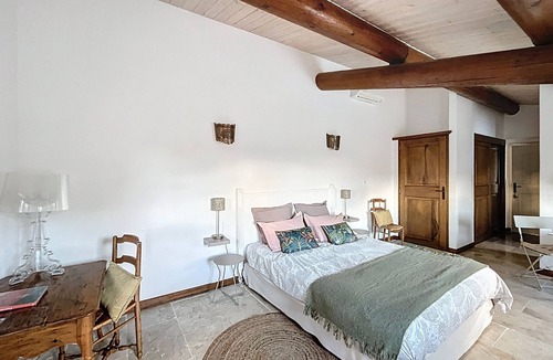 Villeneuve Bed & Breakfast | Le Clos des casis