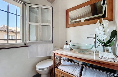 Villeneuve Bed & Breakfast | Le Clos des casis