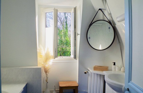 Asnieres-sur-Oise Bed & Breakfast | Le Clos des Fées