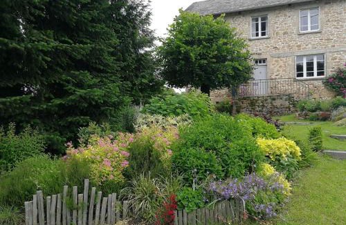 La Roche-Canillac House | Le clos des fontilhas