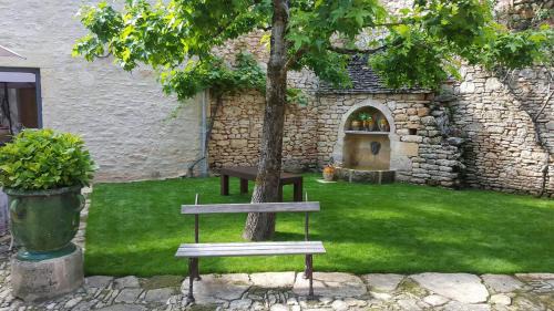 Saint-Leon-sur-Vezere House | Le Clos des Songes