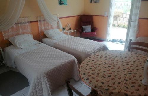 Civray-de-Touraine Bed & Breakfast | Le Clos des roses