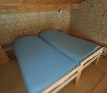 Belmontet House | Le Clos des Romarins Gîte CAMELIA