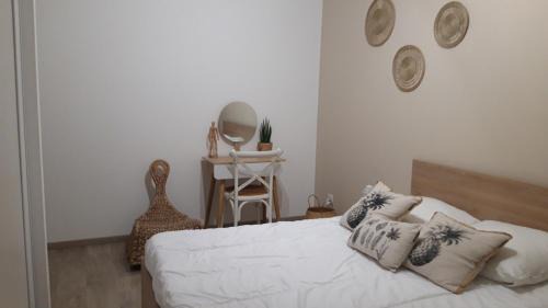 Chorey-les-Beaune House | Le Clos des Roses