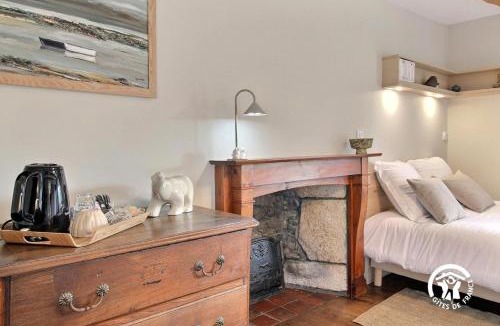 Theix-Noyalo Bed & Breakfast | Le clos des sittelles