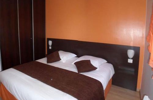 Saint-Simon-de-Bordes Apartment | Le Clos Du Champ De L'amour