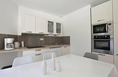 Houdetot House | Le Clos du Héron Perché