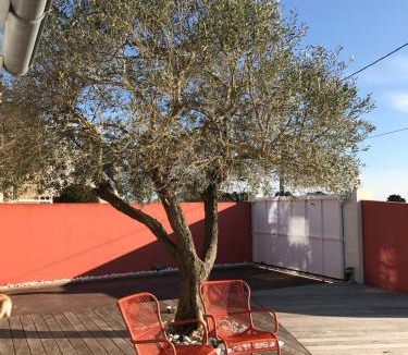 Saint-Coulomb Bed & Breakfast | Le Clos du Lupin