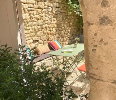 Saint-Restitut Apartment | Le Clos du rempart - 2 à 4 pers.