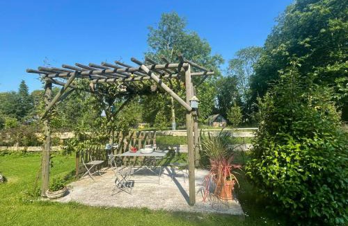 Benarville House | Le Clos du Val à Loup