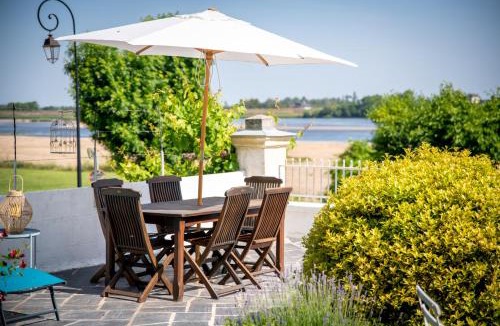 Chenehutte-Treves-Cunault Bed & Breakfast | Le Clos Eugénie