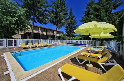 Pradines Hotel | Le Clos Grand