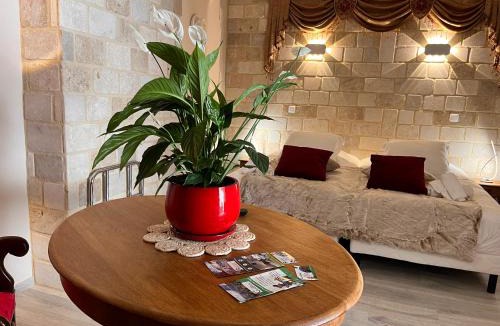 Haybes Bed & Breakfast | Le Clos Joli