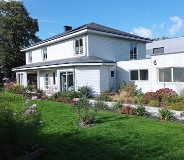 Saint-Loup-Hors Bed & Breakfast | Le Clos Louisiane