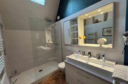 Fontaine-Milon Bed & Breakfast | Le Clos Marie 49