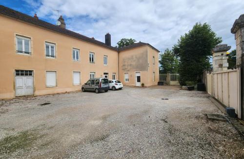 Gray-la-Ville Apartment | Le Clos Mauron Numéro 12