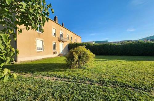 Gray-la-Ville Apartment | Le Clos Mauron Numéro 12