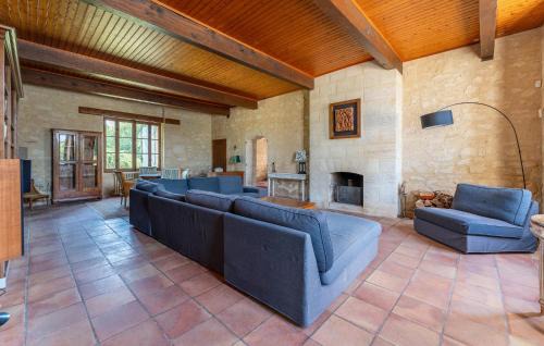 Virsac House | Le Clos Montaugé