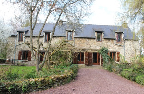 Mauron House | Le Clos Penguily rent 2 houses in a closed wooded park