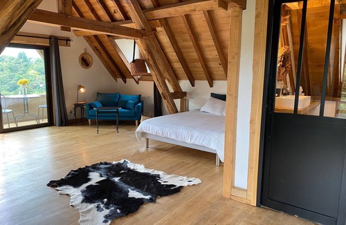 Entraygues-sur-Truyere House | Le Clos Saint Georges