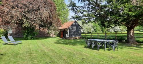 Cavron-Saint-Martin House | Le Clos Saint Martin