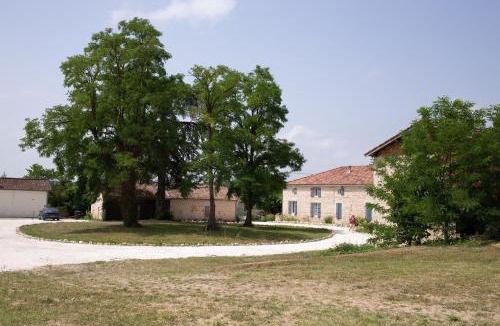 Saint-Jean-de-Thurac Bed & Breakfast | Le Clos Saint-Jean - Chambre d'hôte Rosie