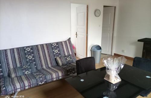 Saint-Hilaire-du-Harcouet Apartment | Le Clos Saint-Martin