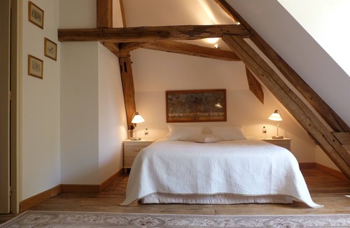 Chateau-Renard House | Le Clos Saint Nicolas