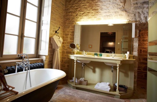 Beaune City Centre Bed & Breakfast | Le Clos Sainte Marguerite