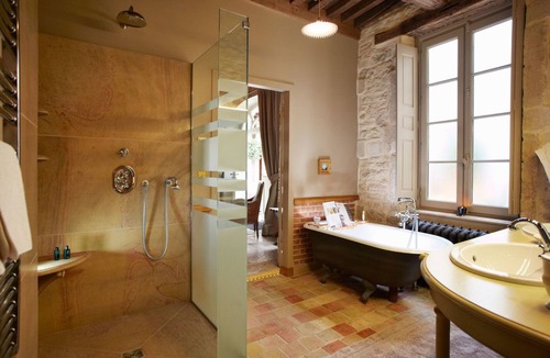 Beaune City Centre Bed & Breakfast | Le Clos Sainte Marguerite
