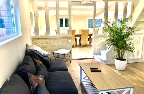 Le Torquesne House | Le Clos Valentine