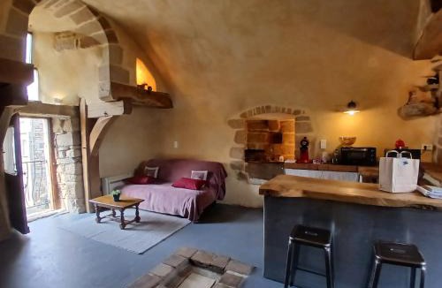 Vezins-de-Levezou House | Le Clou de Malte