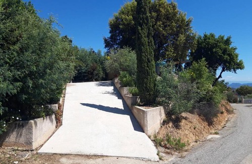 Le Muy Villa | Le COB un lieu hors du commun