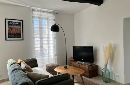Notre-Dame-de-la-Rouviere Apartment | Le cocon