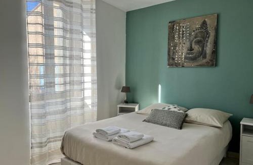 Notre-Dame-de-la-Rouviere Apartment | Le cocon