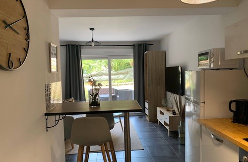 Poincare - Foch - Anatole France - Croix de Bourgogne Apartment | Le Cocon - à Deux pas de la Gare