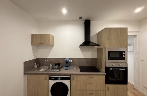 Ecommoy Apartment | Le Cocon-3p-Centre-Cosy