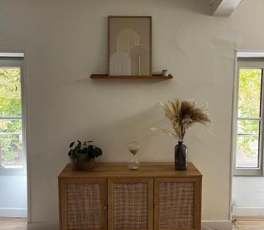 Fontenay-le-Comte Apartment | Le Cocon - Appartement avec salle de Cinéma