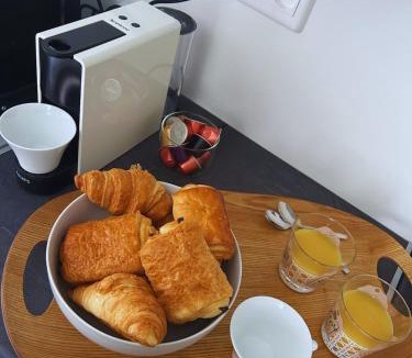 Precy-sur-Oise Apartment | Le cocon bleu, duplex cosy et lumineux