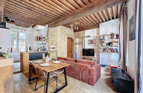 1st Arrondissement Apartment | Le Cocon Canut - Lyon Hypercentre