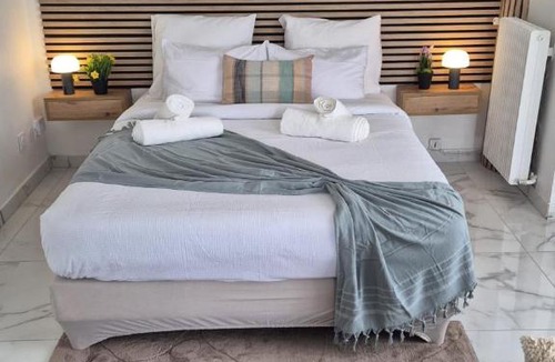 Troyes Apartment | LE COCON Cozy studio, parking, stadium, and shops