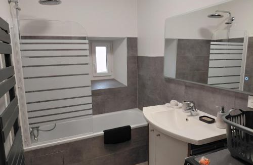 Pont-de-Vaux Apartment | Le cocon d'Alba