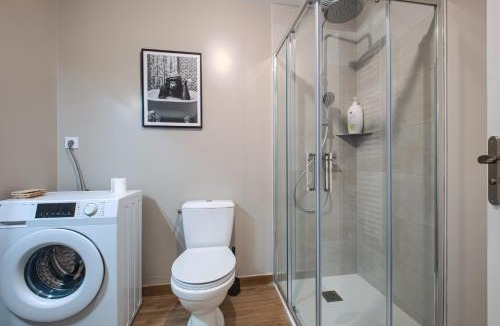 Cosse-le-Vivien Apartment | Le Cocon de Cossé - Wifi - 300m Centre