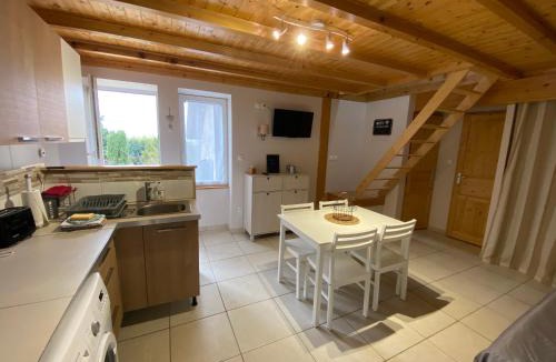 Chanos-Curson Apartment | Le Cocon de Curson Gîte le Papillon